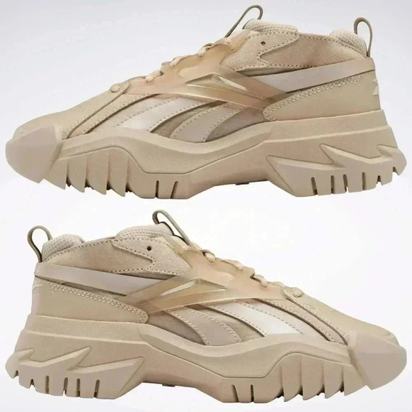 Reebok SZ 9 Beige Club C Cardi Sneakers - Picture 1 of 9